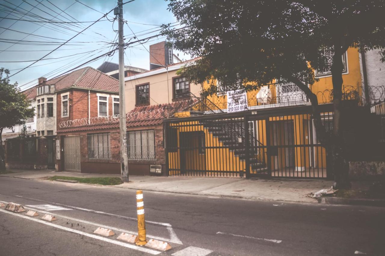 Hermosos Apartaestudios Con Wifi Bogotá Esterno foto
