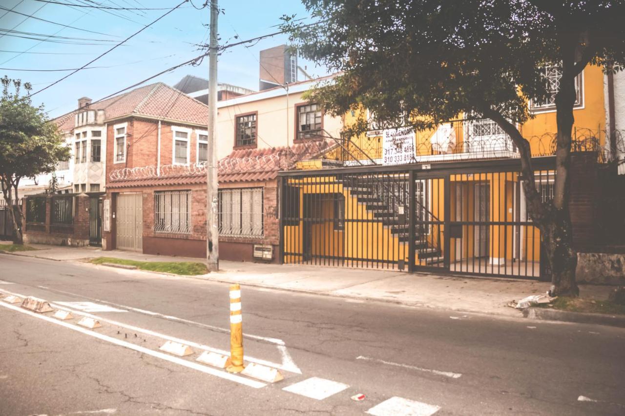 Hermosos Apartaestudios Con Wifi Bogotá Esterno foto